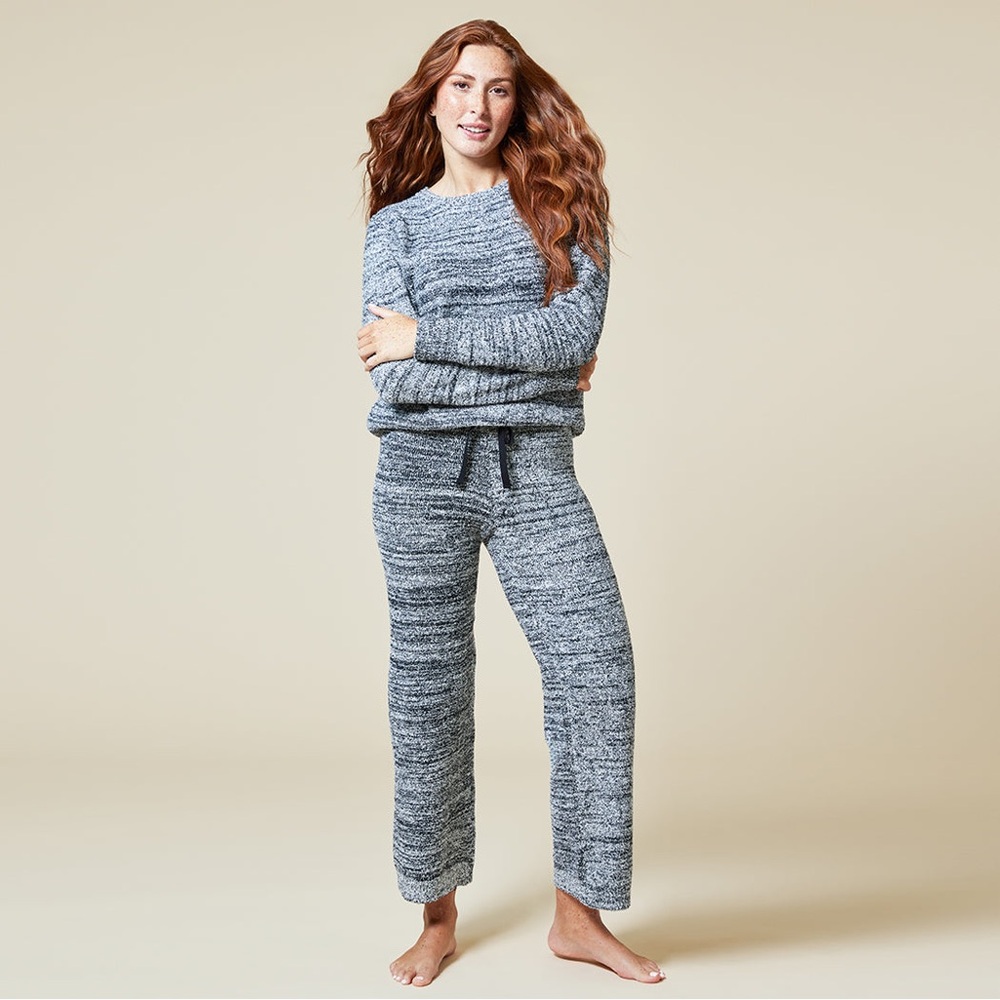 New! Softies Marshmallow Crew Neck Lounge Set
Heather black